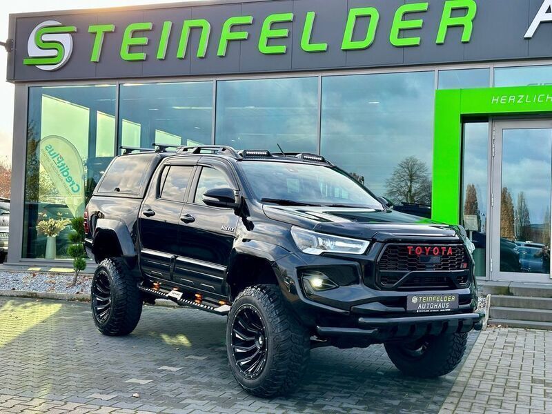 Attitude black mc. Gebraucht 2016 Toyota HiLux Abholung | 44.990 € - Bild 1/4