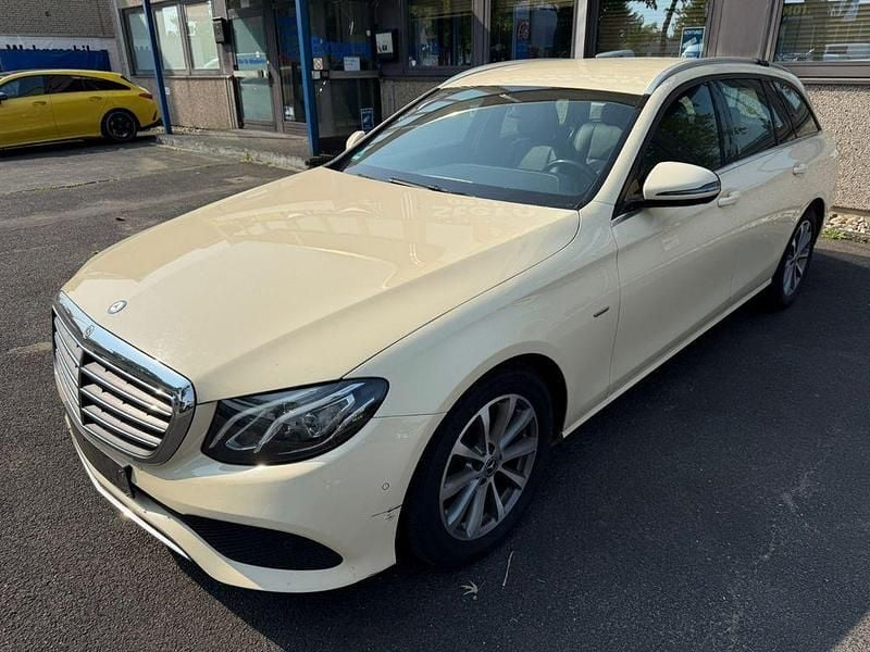 Other Gebraucht 2019 Mercedes E200 Limousine | 7.890 € (Superpreis) - Bild 1/4