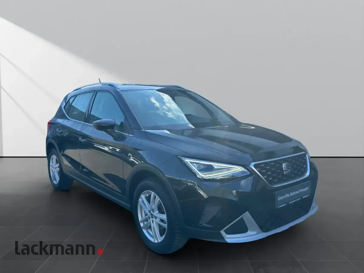 Gebraucht Seat Arona Xperience 110 PS (80 kW) 2023 Schwarz SUV