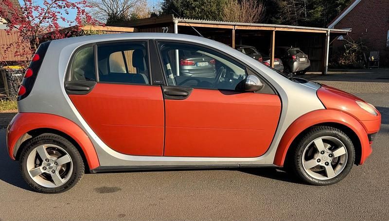 Rot Gebraucht 2005 Smart ForFour Kleinwagen | 1.900 € (Fairer Preis) - Bild 1/4