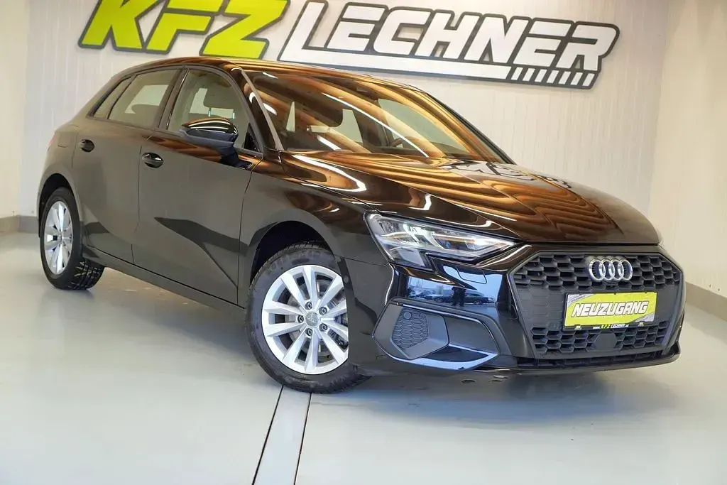 Gebraucht Audi A3 116 PS (85 kW) 2020 Schwarz Limousine