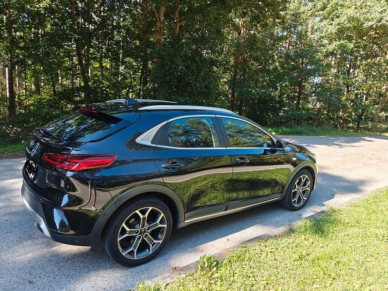 Gebraucht Kia XCeed 140 PS (102 kW) 2020 Schwarz SUV