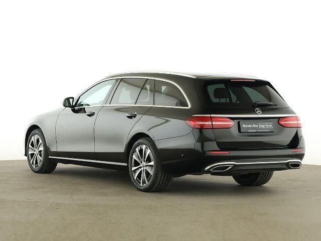 Gebraucht Mercedes E300 306 PS (225 kW) 2022