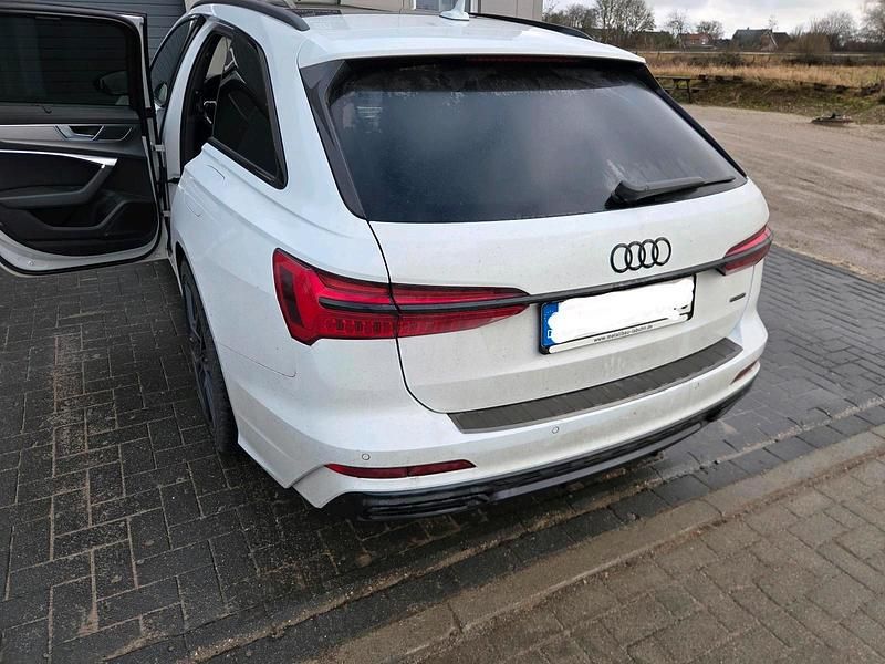 Gebraucht Audi A6 Black Edition 367 PS (269 kW) 2022 Weiß Kombi