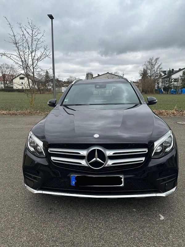Gebraucht Mercedes GLC250 203 PS (149 kW) 2015 Schwarz SUV