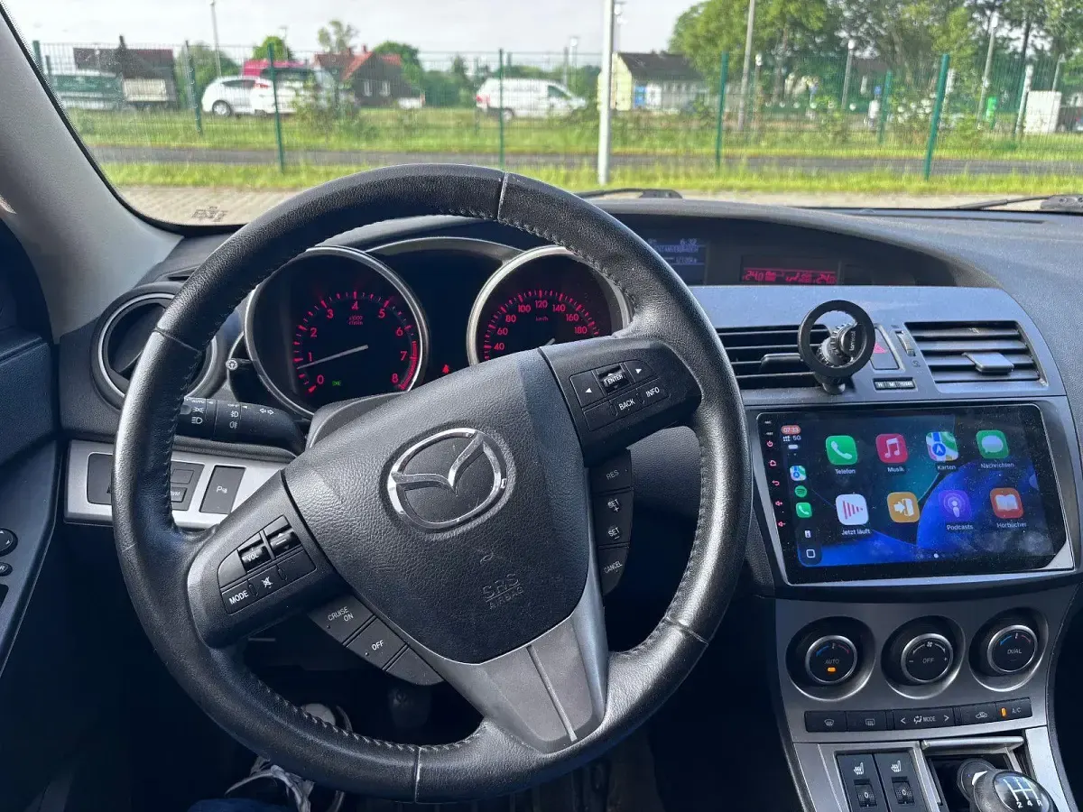 Gebraucht Mazda 3 Active Plus 105 PS (77 kW) 2011 Grau Limousine