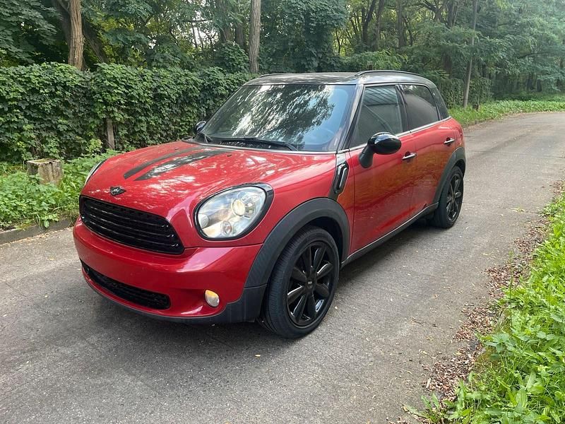 Rot Gebraucht 2012 Mini Cooper D Countryman SUV | 8.000 € (Etwas zu teuer) - Bild 1/4