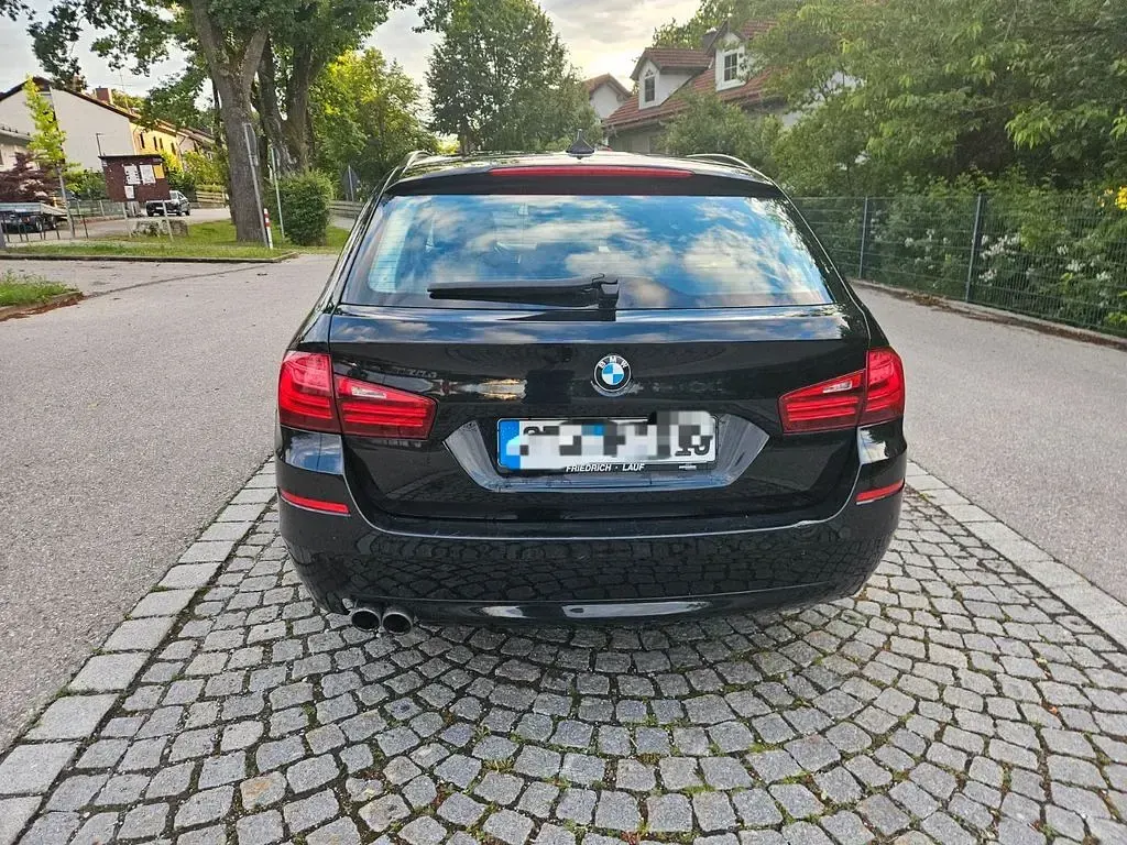 Gebraucht BMW 520 190 PS (139 kW) 2016 Schwarz Kombi