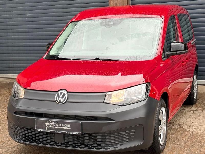 Gebraucht VW Caddy 114 PS (83 kW) 2022 Rot Van / Kleinbus