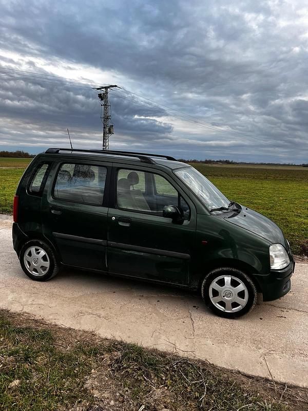Gebraucht Opel Agila 75 PS (55 kW) 2001 Grün Van / Kleinbus