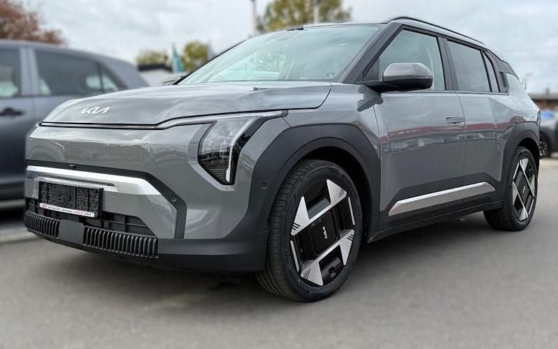 Grau Gebraucht 2025 Kia EV3 Earth SUV | 35.990 € (Guter Preis) - Bild 1/2