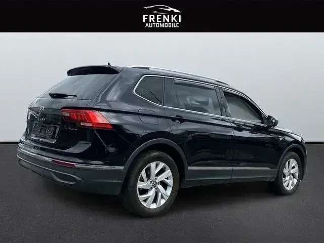Gebraucht VW Tiguan Allspace Life 150 PS (110 kW) 2021 Schwarz SUV