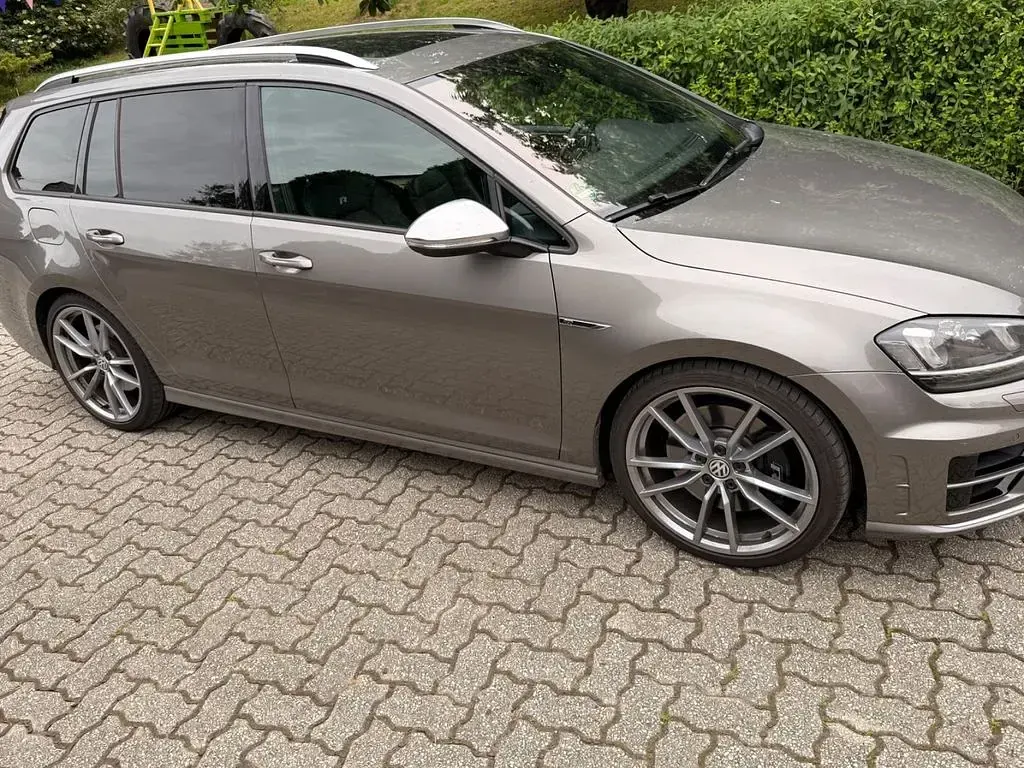Gebraucht VW Golf VII R 300 PS (220 kW) 2017 Grau Kombi