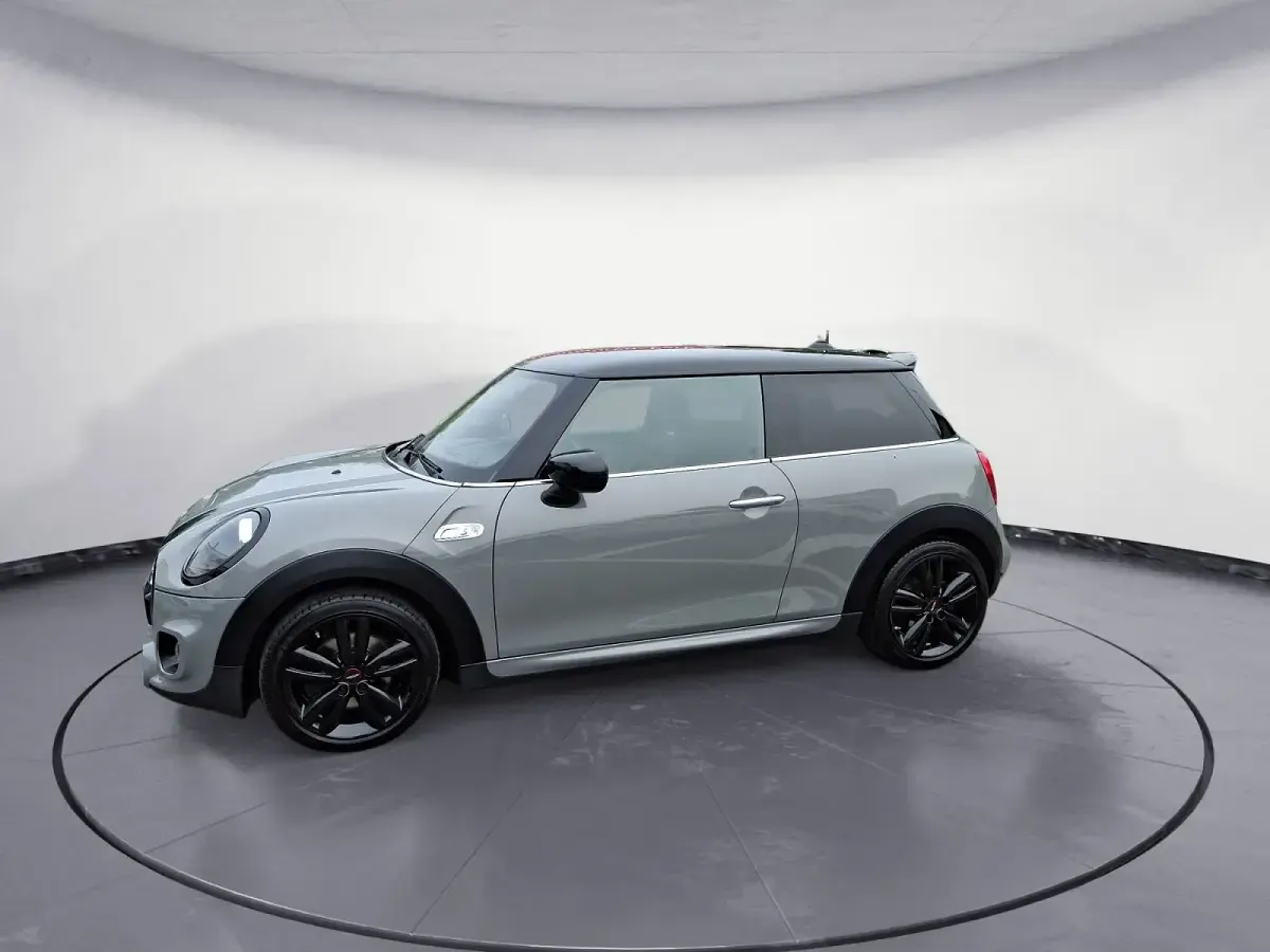 Gebraucht Mini John Cooper Works Pepper 192 PS (141 kW) 2020 Grau Kleinwagen
