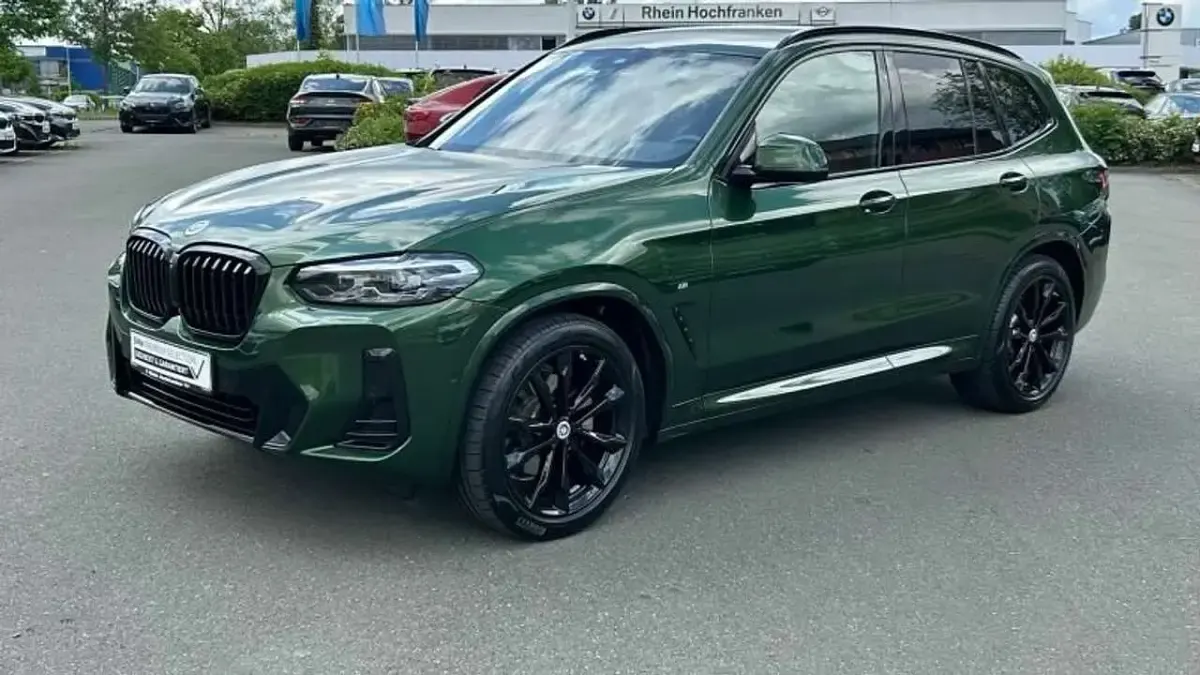 Gebraucht BMW X3 M Sport 184 PS (135 kW) 2023 Verde ermes SUV