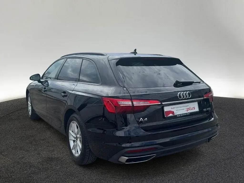 Gebraucht Audi A4 Ambiente 150 PS (110 kW) 2023 A2 brillantschwarz Kombi
