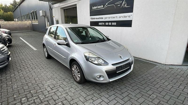 Grau Gebraucht 2012 Renault Clio III Dynamique Kleinwagen | 3.340 € (Fairer Preis) - Bild 1/4