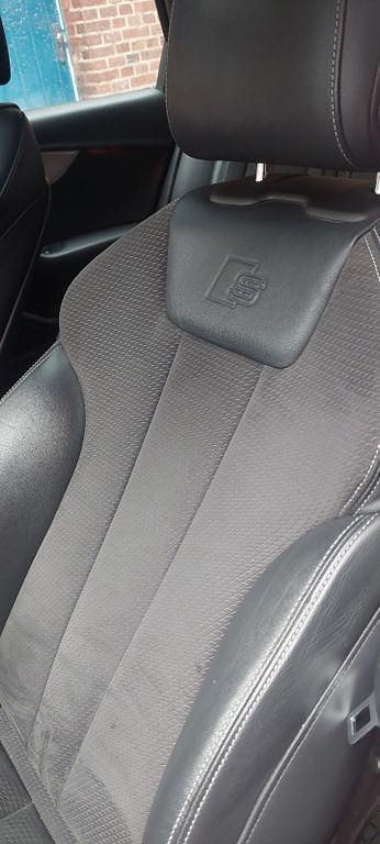 Gebraucht Audi A4 Sport 252 PS (185 kW) 2015 Rot Limousine