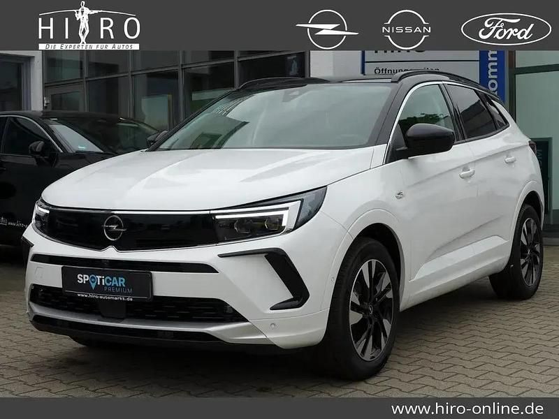 Gebraucht Opel Grandland X Elegance 131 PS (96 kW) 2023 Jade weiß SUV