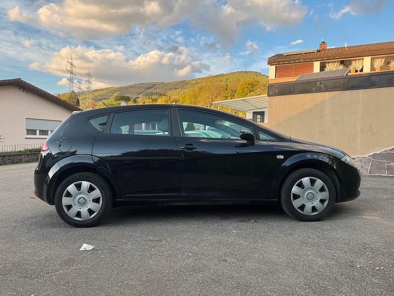 Gebraucht Seat Leon 102 PS (75 kW) 2006 Schwarz Kleinwagen