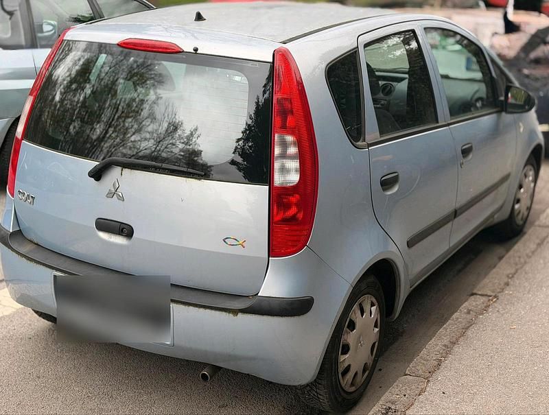 Gebraucht Mitsubishi Colt 75 PS (55 kW) 2006 Grau Kleinwagen