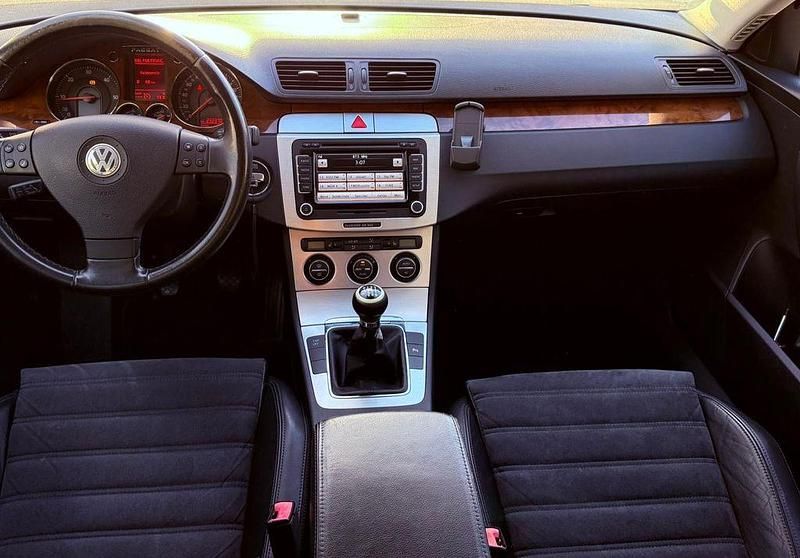 Gebraucht VW Passat Highline 140 PS (102 kW) 2008 Schwarz Kombi