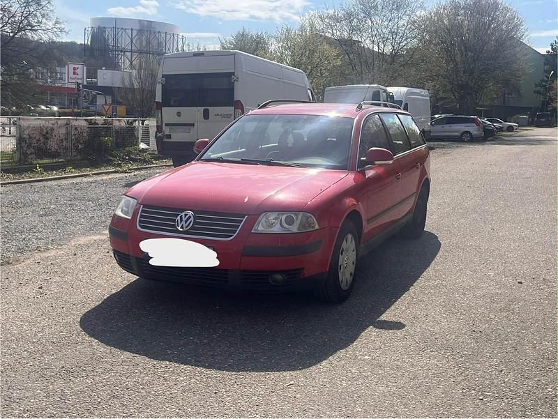 Gebraucht VW Passat 105 PS (77 kW) 2005 Rot Kombi