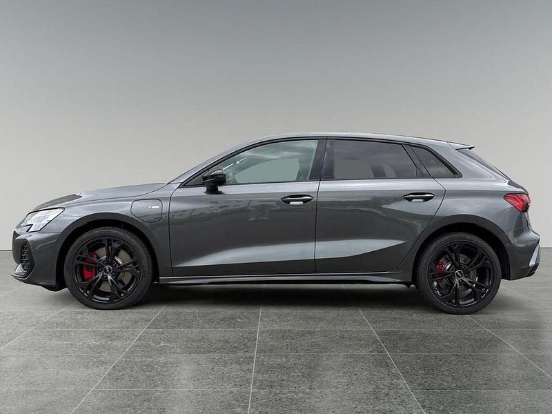Gebraucht Audi A3 S-Line 272 PS (200 kW) 2025 Grau Limousine