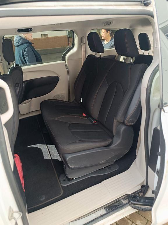 Gebraucht Chrysler Pacifica 291 PS (214 kW) 2018 Weiß Van / Kleinbus