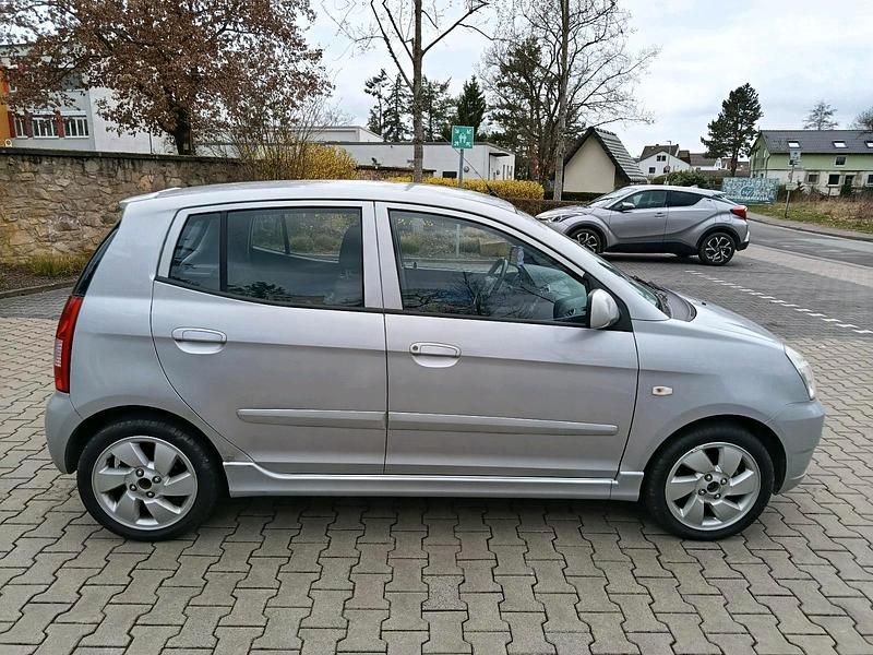 Gebraucht Kia Picanto 69 PS (50 kW) 2006 Silber Kleinwagen