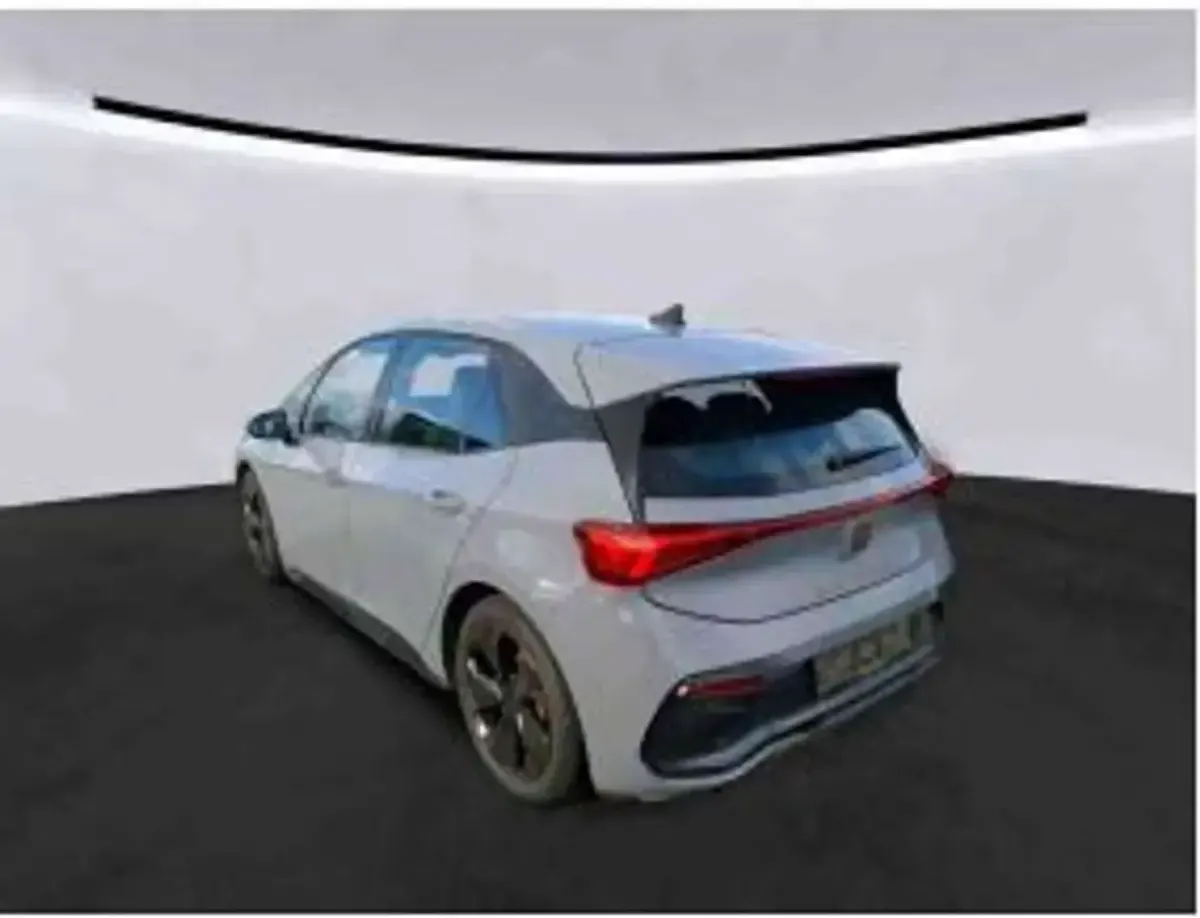 Second-hand Cupra Born 150 kW (204 CP) 2024 Gri Hatchback