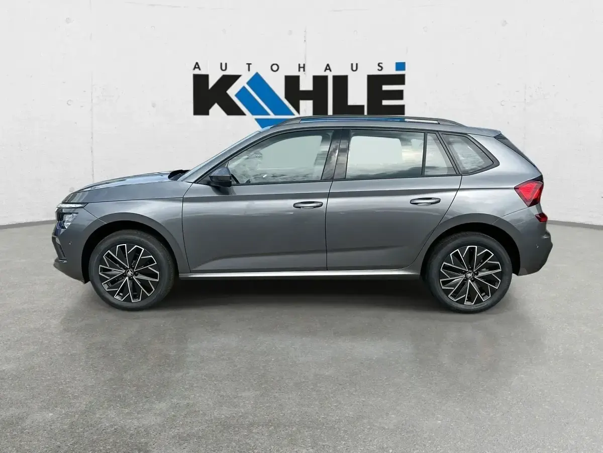 Neu Skoda Kamiq Selection 116 PS (85 kW) 2026 Grau SUV
