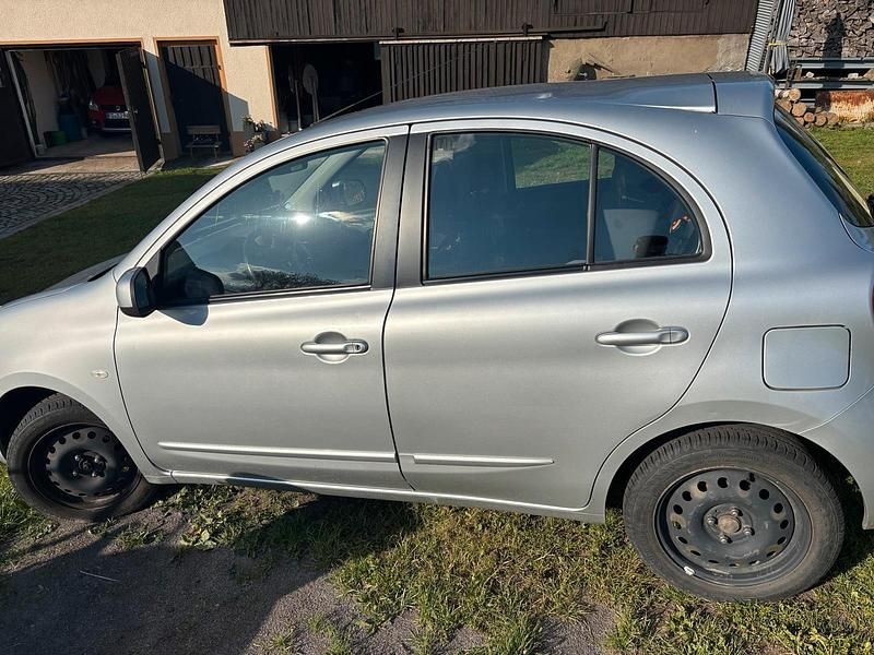 Gebraucht Nissan Micra 80 PS (58 kW) 2010 Grau Kleinwagen