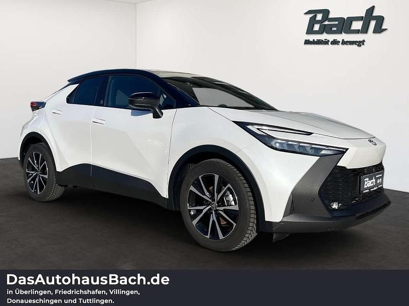 Neu Toyota C-HR 140 PS (102 kW) 2025 Platinum weiss SUV