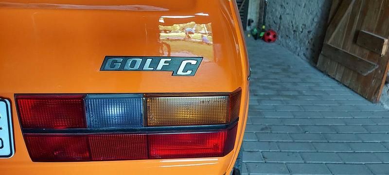 Gebraucht VW Golf I 50 PS (36 kW) 1982 Orange Kleinwagen