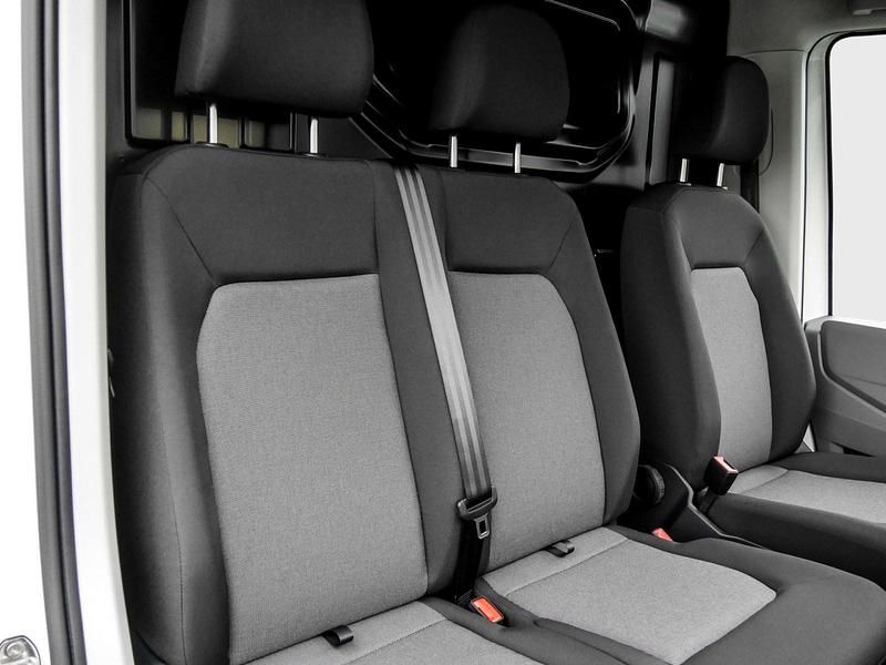 Gebraucht VW Crafter 140 PS (102 kW) 2024 Weiss Van