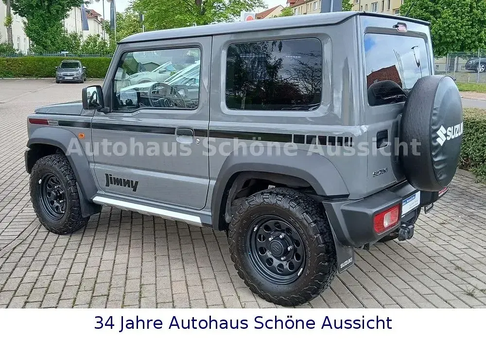 Gebraucht Suzuki Jimny 102 PS (75 kW) 2024 Grau SUV