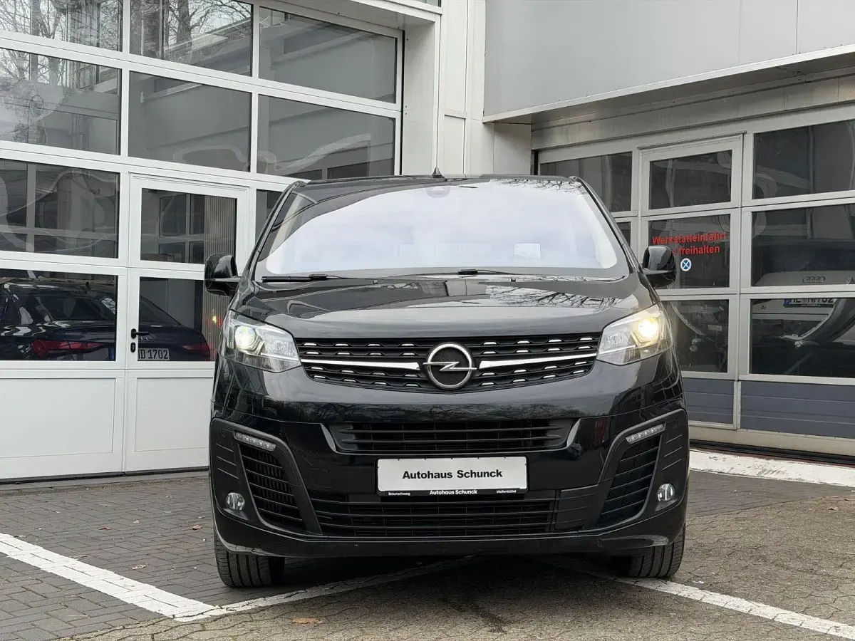 Gebraucht Opel Zafira Life 144 PS (105 kW) 2022 Schwarz Van / Kleinbus