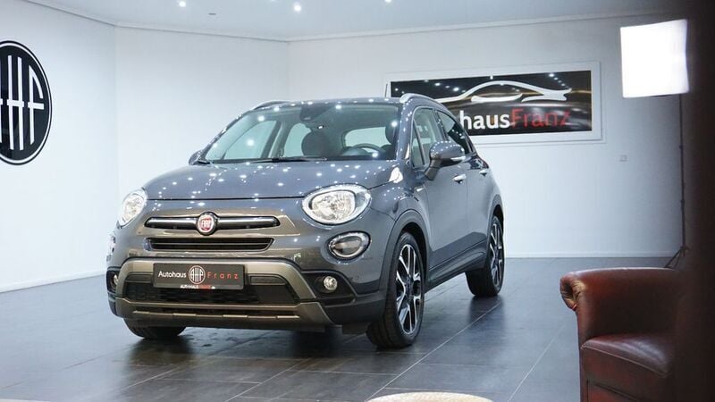 Grau Gebraucht 2021 Fiat 500X Cross SUV | 17.897 € (Fairer Preis) - Bild 1/4