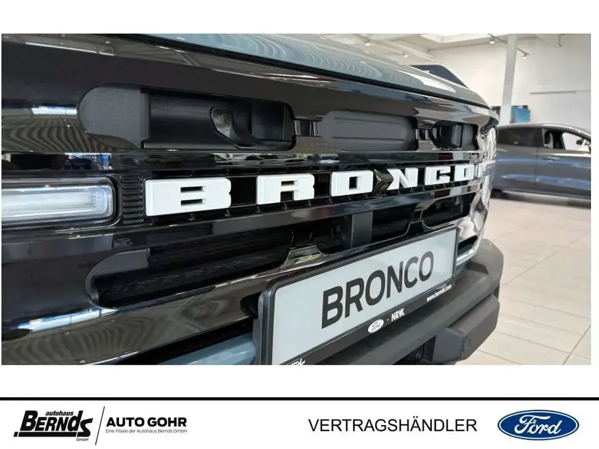 Nouvelle Ford Bronco Outer Banks 334 ch (245 kW) 2025 Bleue SUV