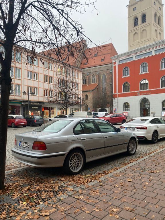 Silber Gebraucht 1996 BMW 520 Limousine | 1.600 € (Superpreis) - Bild 1/4