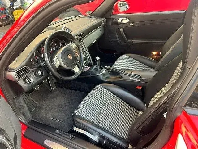 Gebraucht Porsche 911 Carrera 4 345 PS (253 kW) 2008 Rot Coupé