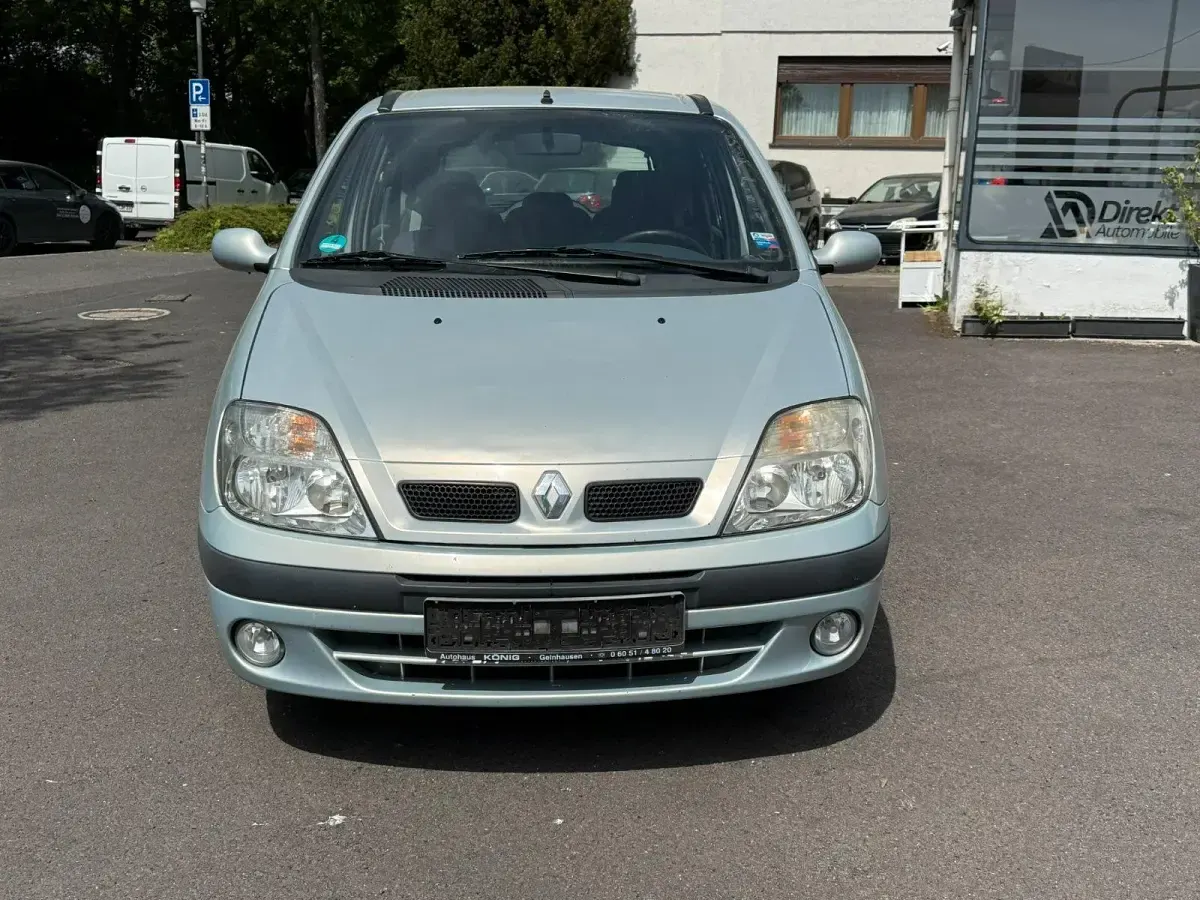 Gebraucht Renault Scénic 107 PS (78 kW) 2000 Silber Van / Kleinbus