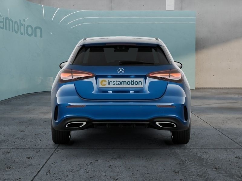 Gebraucht Mercedes A200 150 PS (110 kW) 2024 Blau Coupé