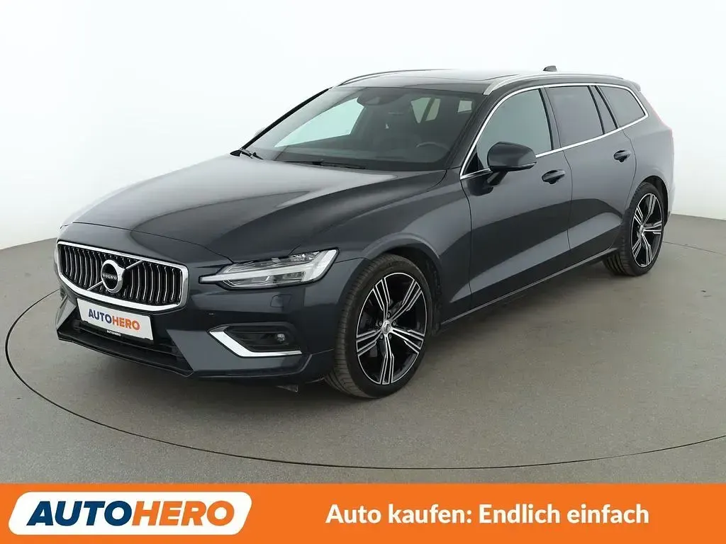 Gebraucht Volvo V60 Inscription 190 PS (139 kW) 2019 Kombi