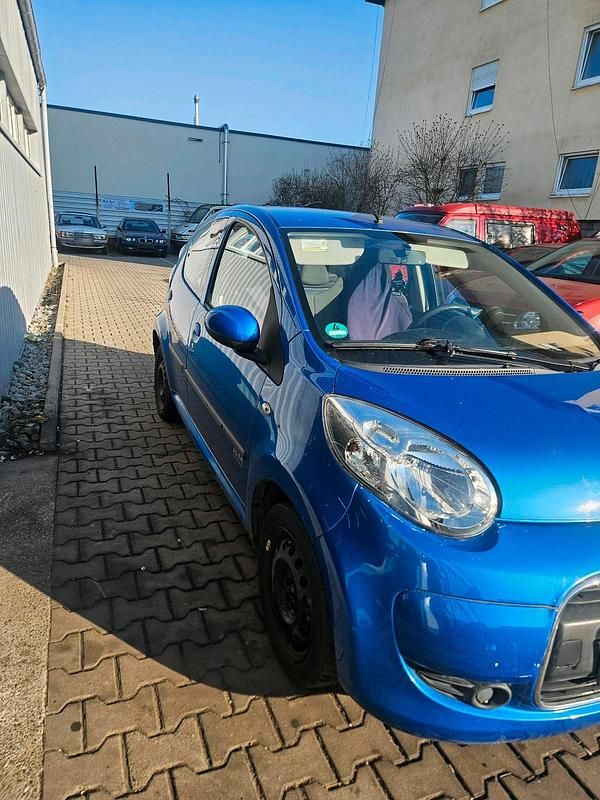Gebraucht Citroën C1 67 PS (49 kW) 2009 Blau Kleinwagen