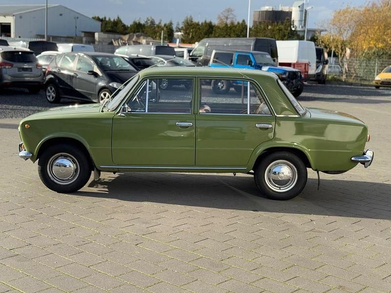 Gebraucht Lada 2101 60 PS (44 kW) 1975 Grün Limousine