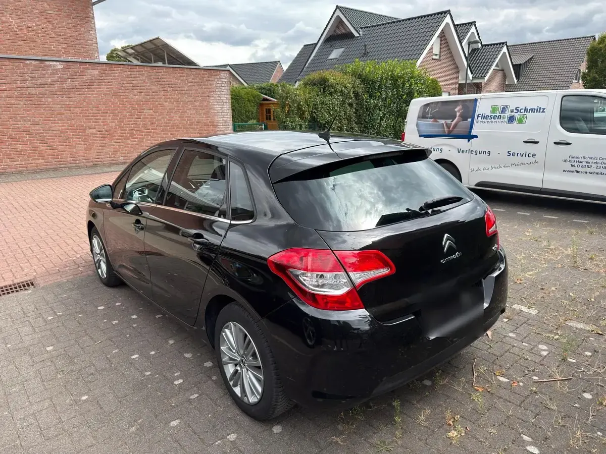 Gebraucht Citroën C4 120 PS (88 kW) 2011 Schwarz Limousine