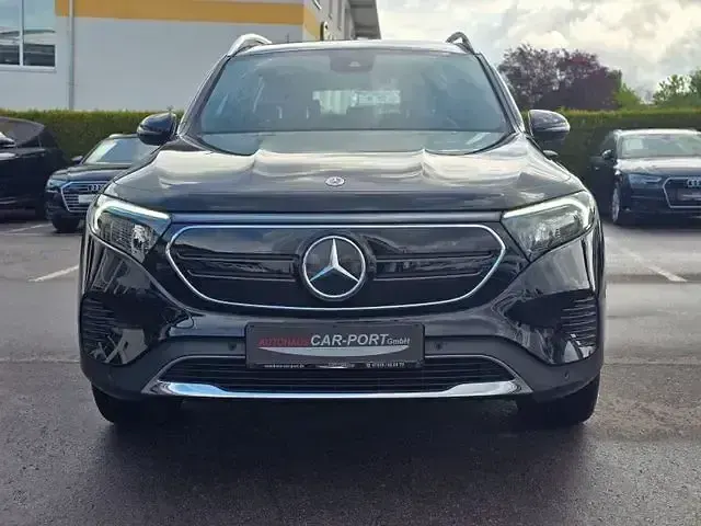 Gebraucht Mercedes EQB350 214 kW (292 PS) 2023 Schwarz SUV