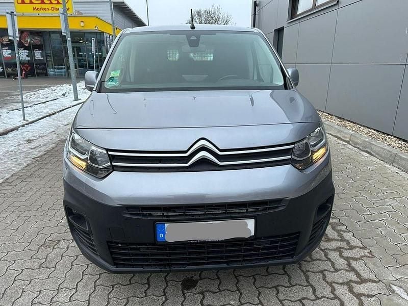 Gebraucht Citroën Berlingo 102 PS (75 kW) 2020 Grau Van / Kleinbus